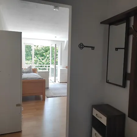 Monteure Dieser In 72379 Monteureunterkunft *