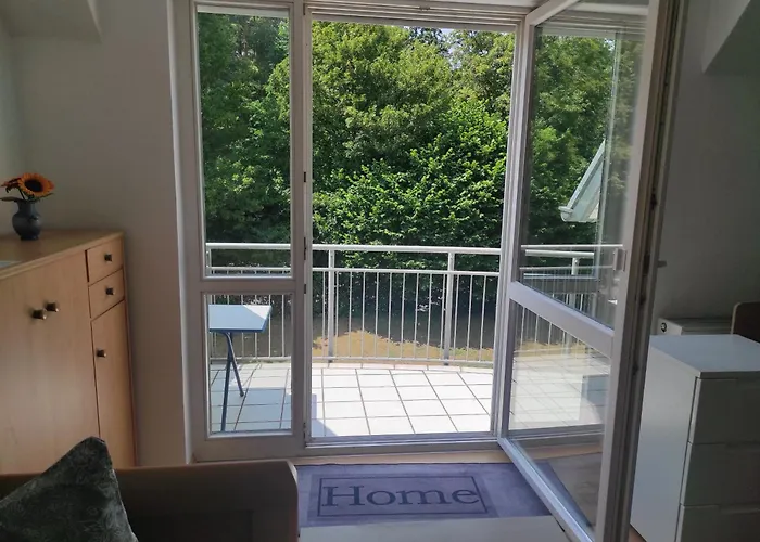 Monteure Dieser In 72379 Monteureunterkunft Appartamento